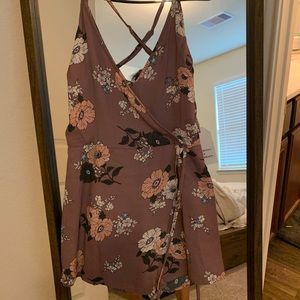 Mauve romper never worn.